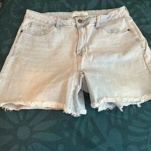 Judy Blue light denim shorts size 1xl